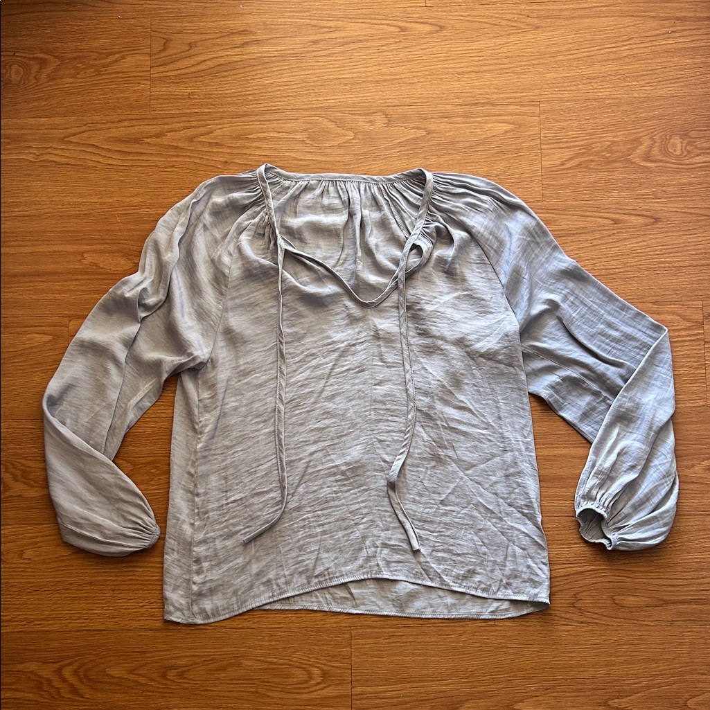 Source Unknown Light Gray Blouse